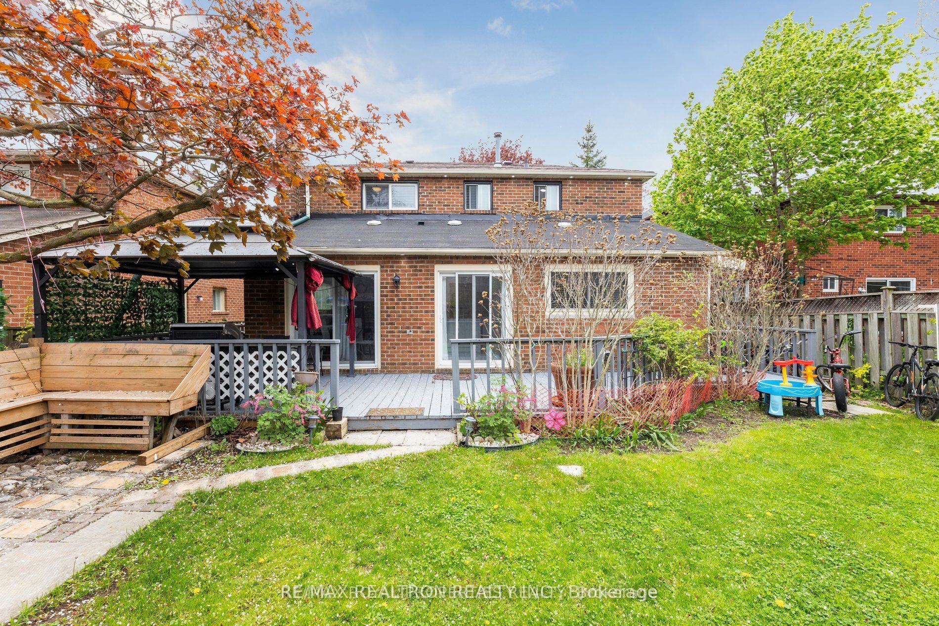 38 Ravenscroft Road