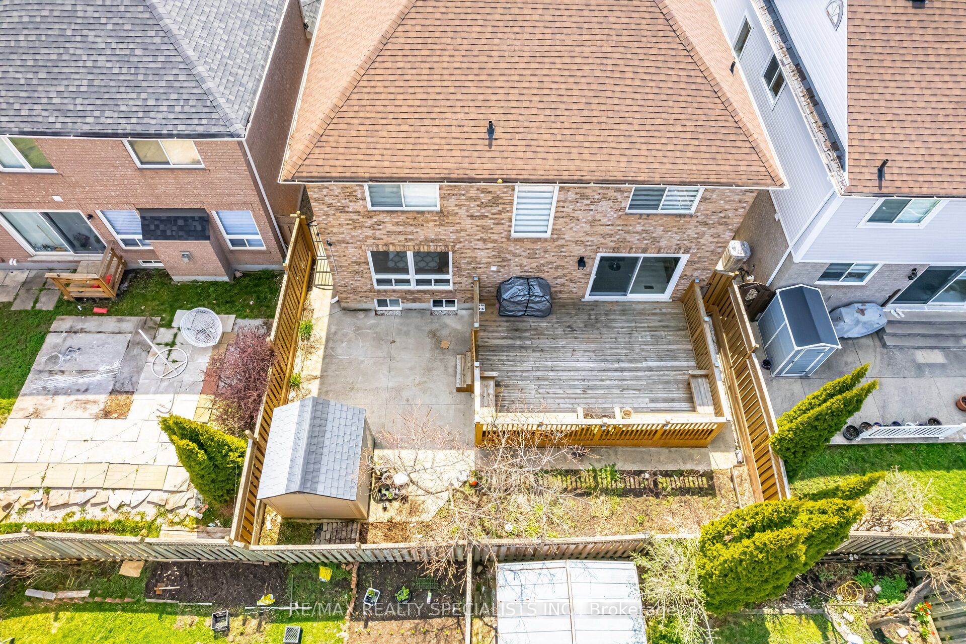 11 Redcastle Street