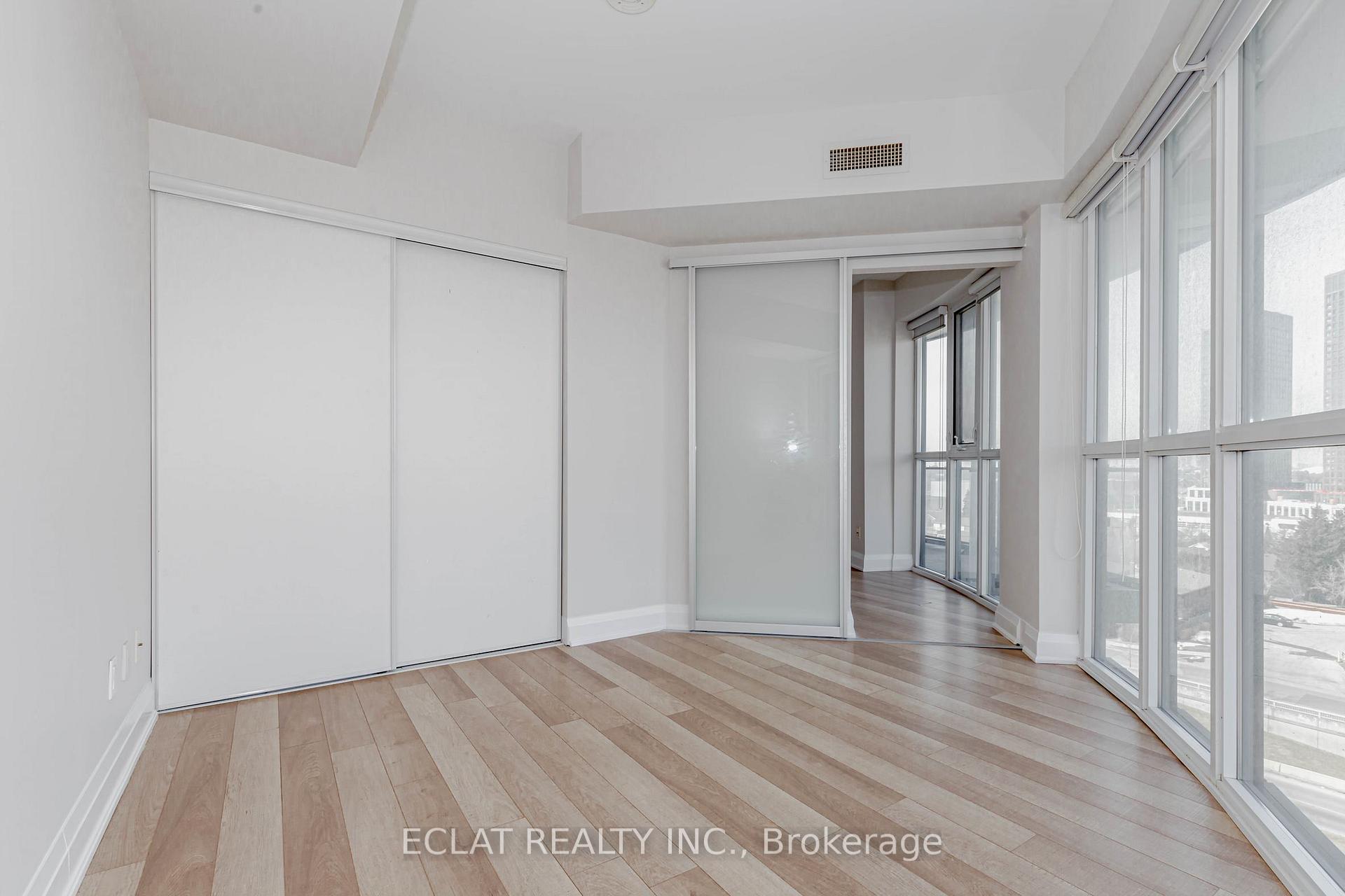 2 Bedrooms Condo at 16 McAdam, Toronto For sale