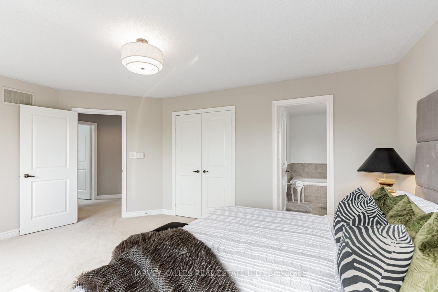 27 Rock Elm Court