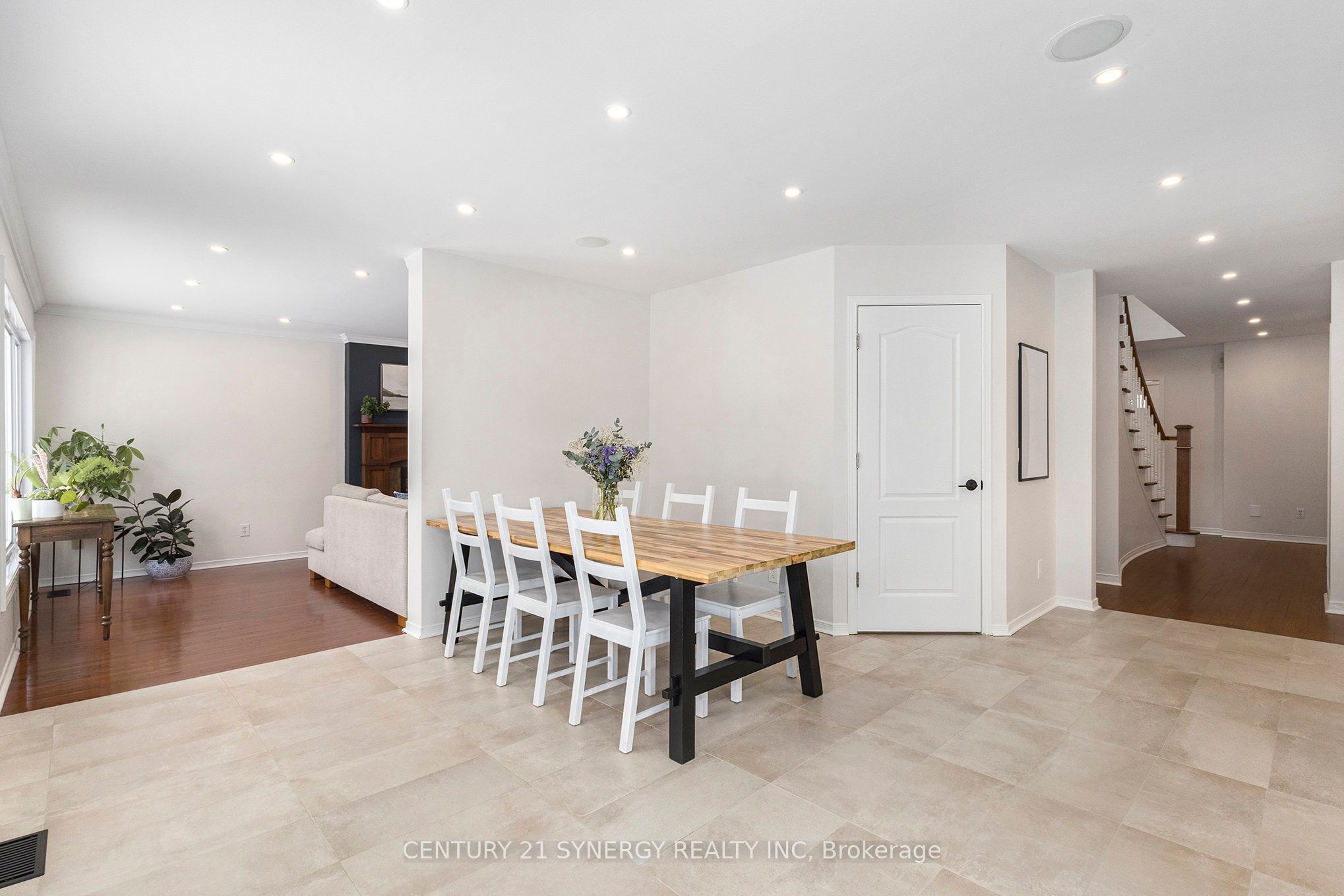 630 Arc-En-Ciel Street, OrleansCumberlandandArea, ON K4A 3H9