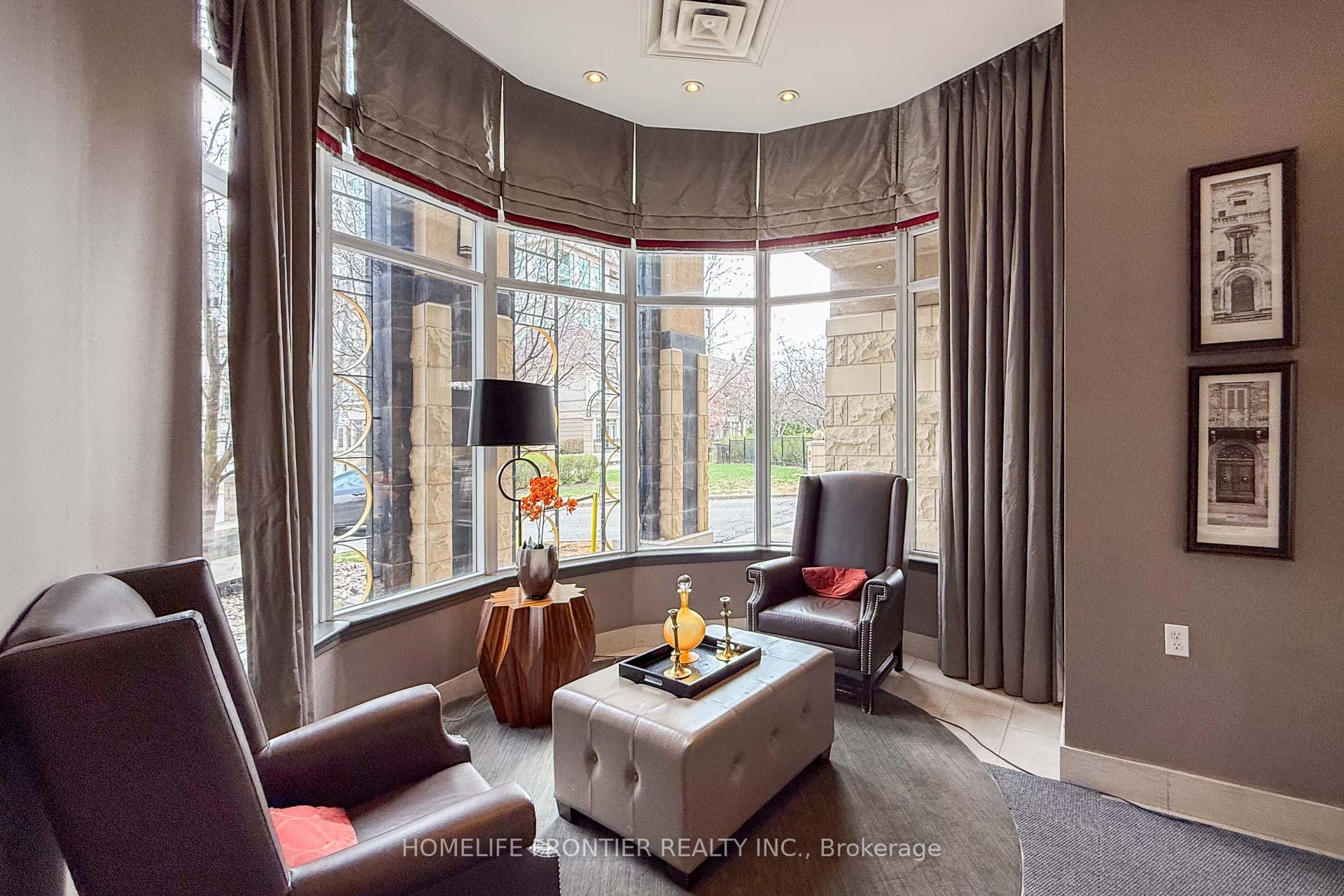 2 Bedrooms Condo at 18 Kenaston, Toronto For sale
