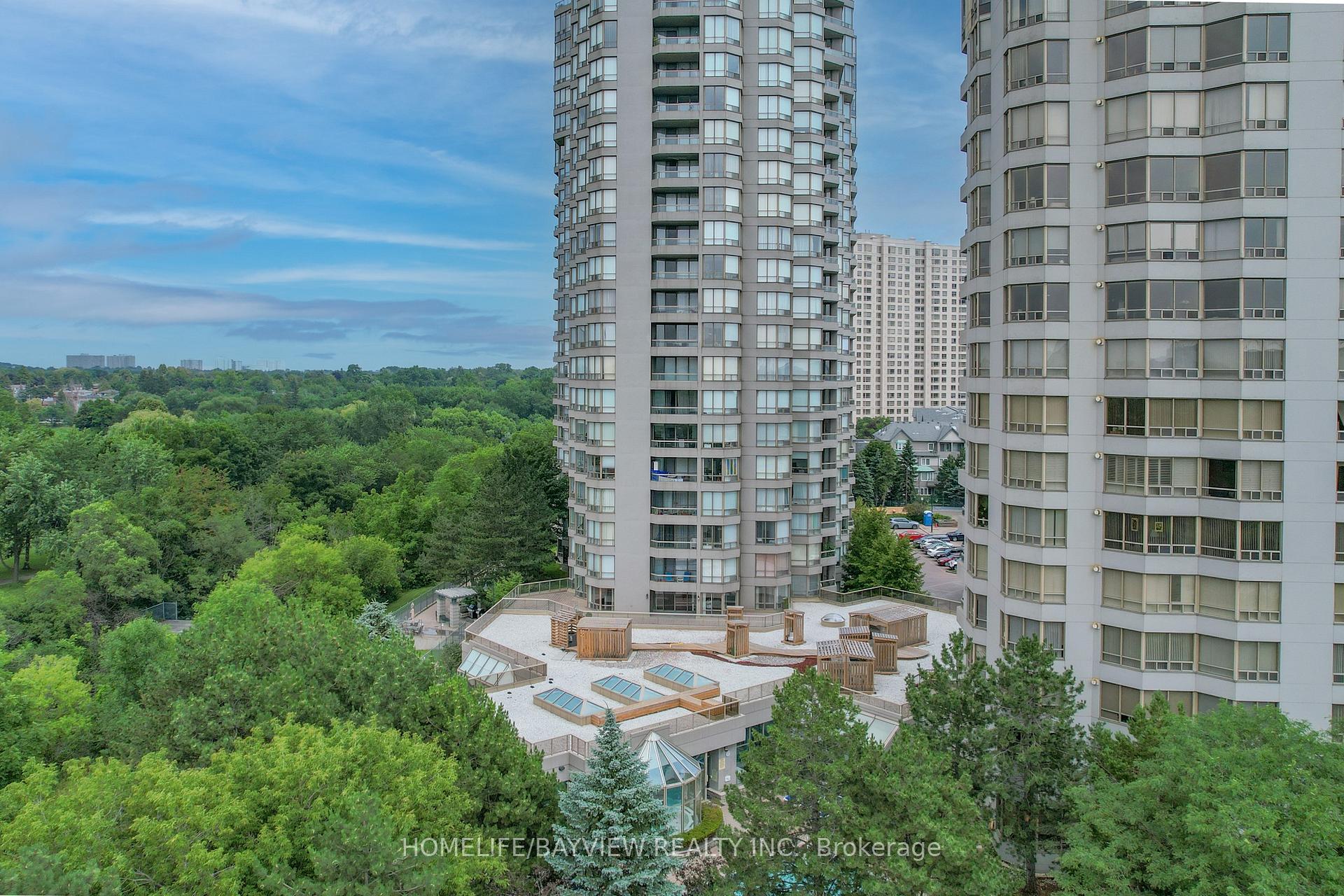 4 Bedrooms Condo at 168 Bonis, Toronto For sale