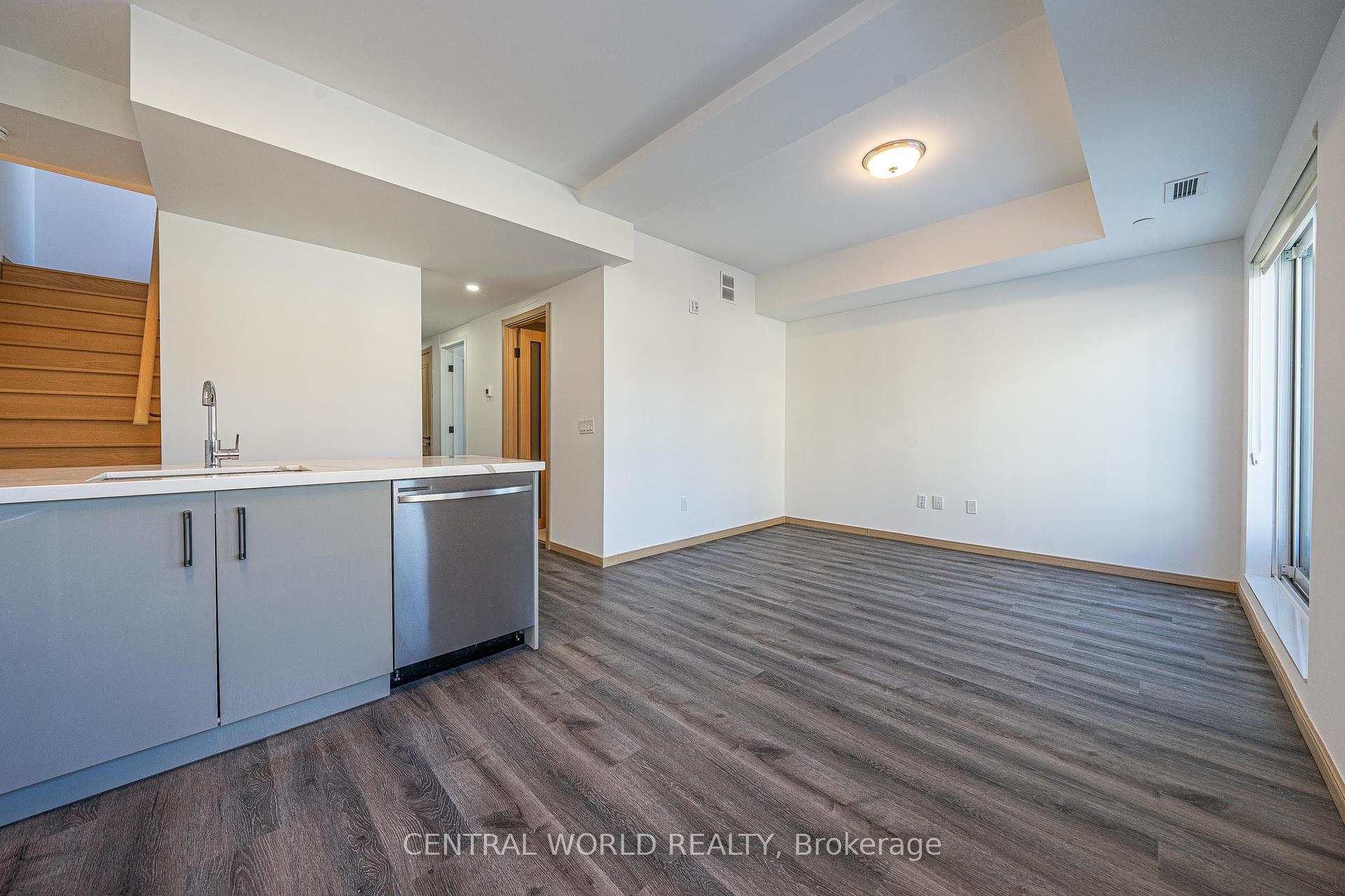 2 Bedrooms Condo at 50 Morecambe, Toronto For sale