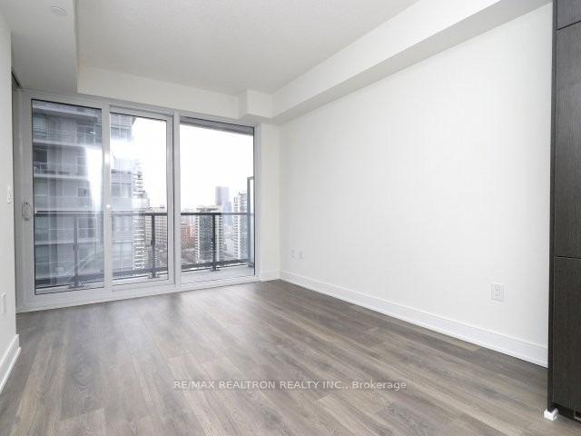 2 Bedrooms Condo at 89 McGill, Toronto For sale