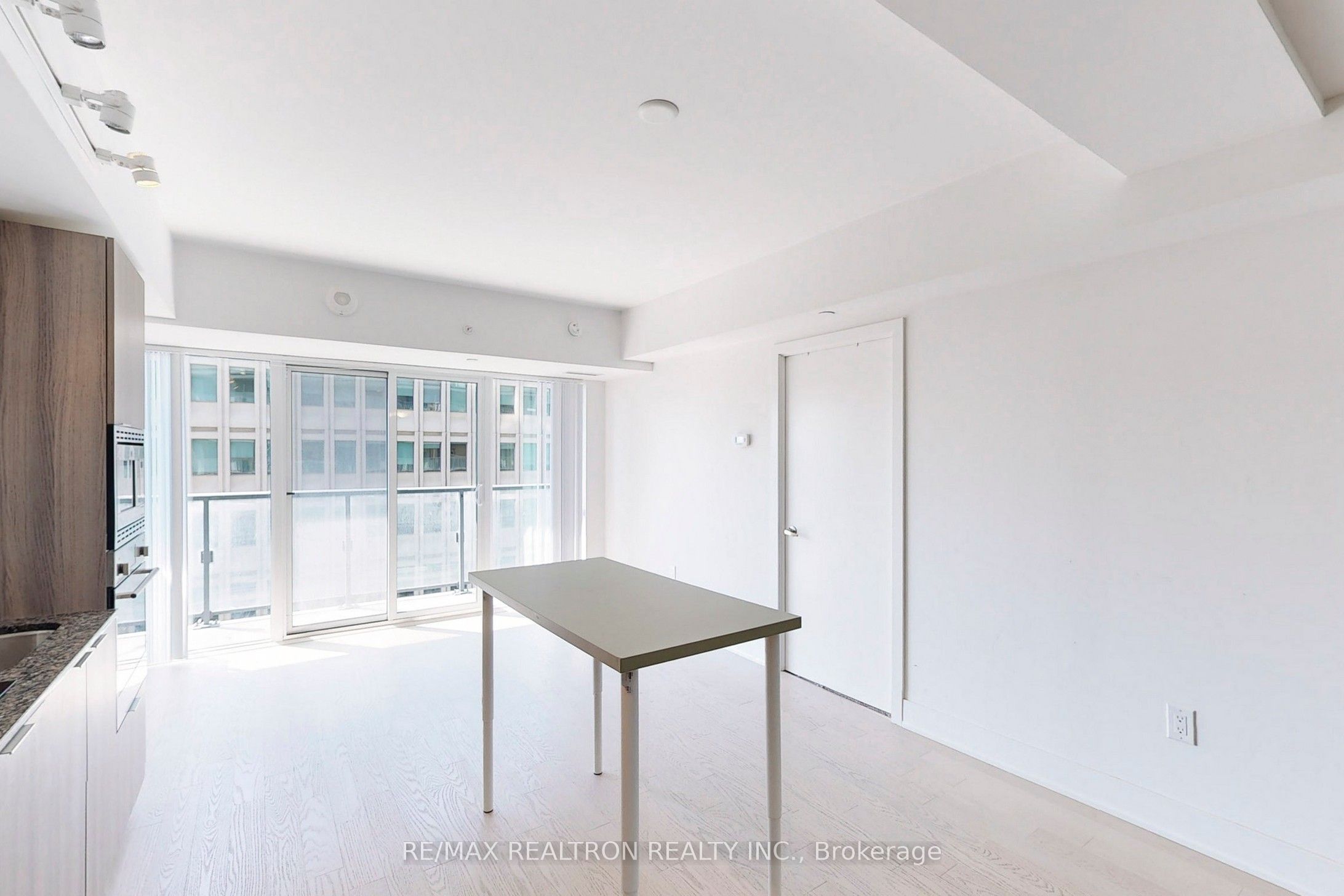955 Bay Street, #1709