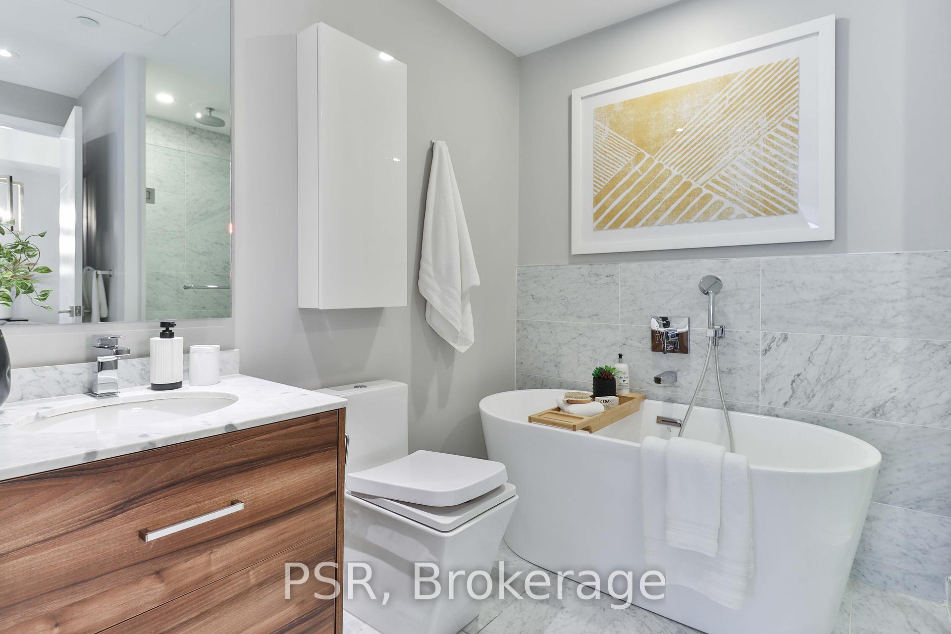 2 Bedrooms Condo at 488 University Ave, Toronto For sale