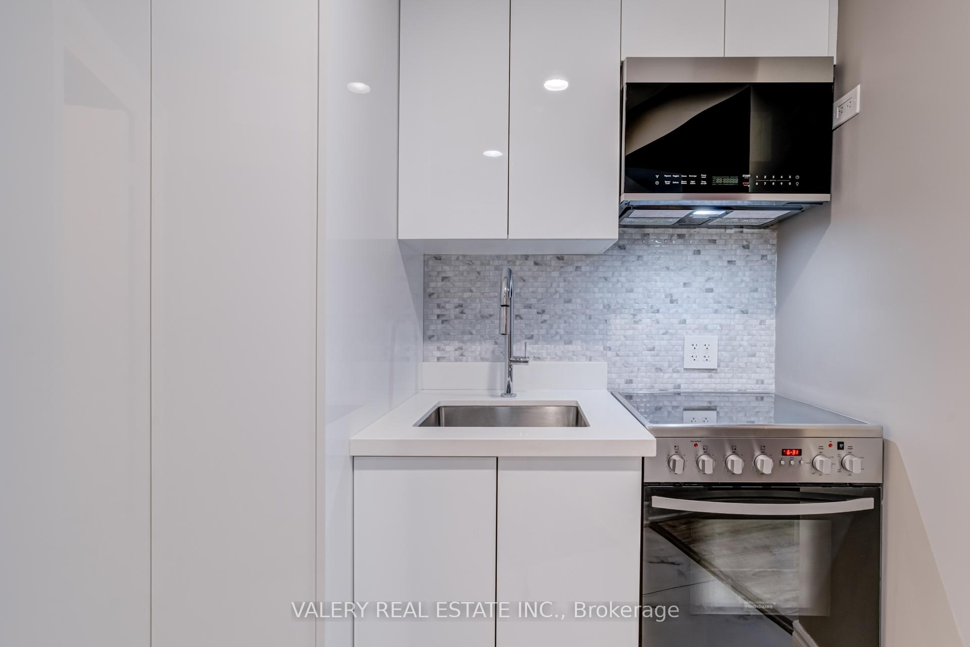 Condo at 1 King, Toronto For sale