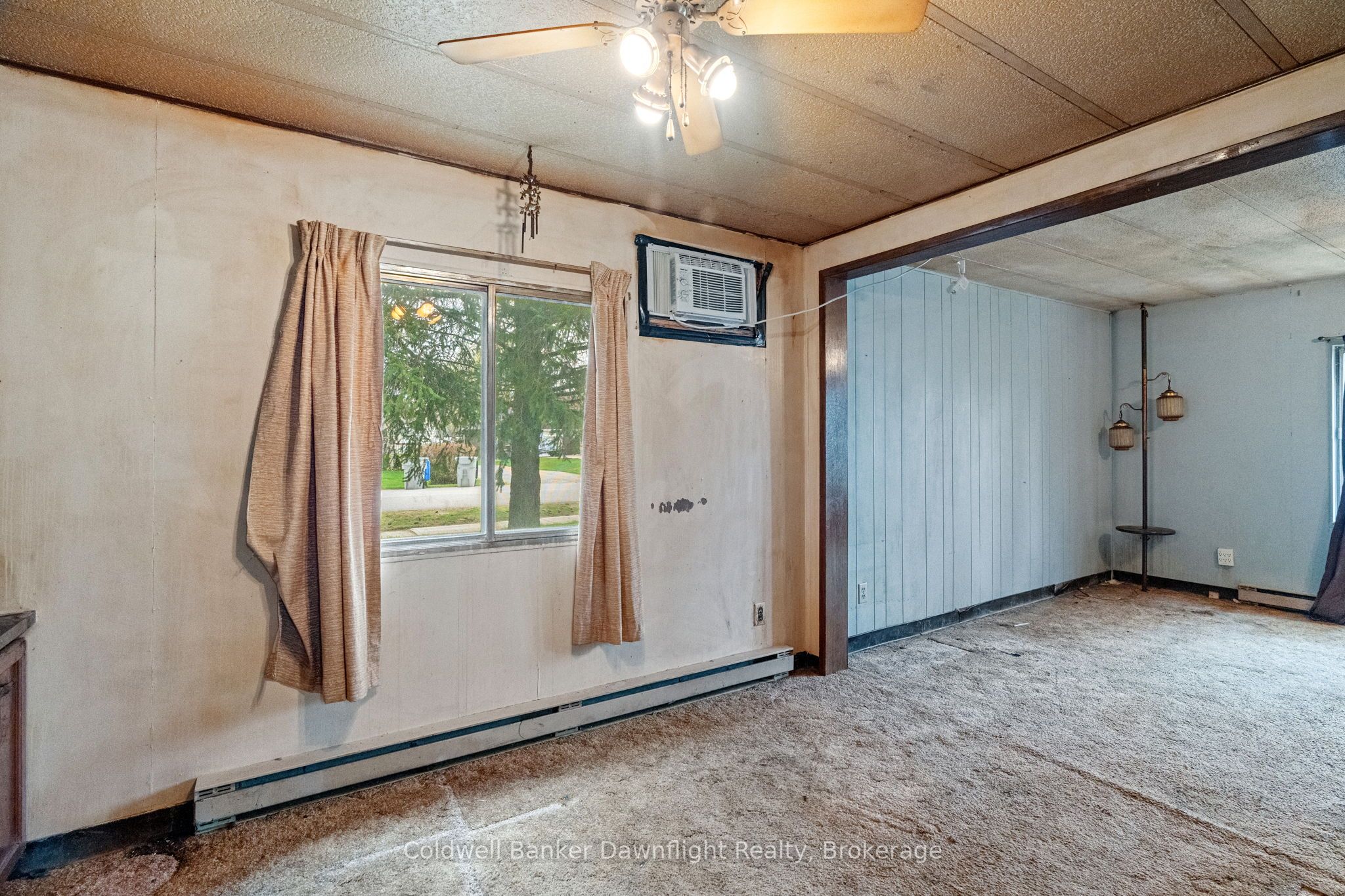 215 Prince Alfred Street, South Huron, ON N0M 1K0