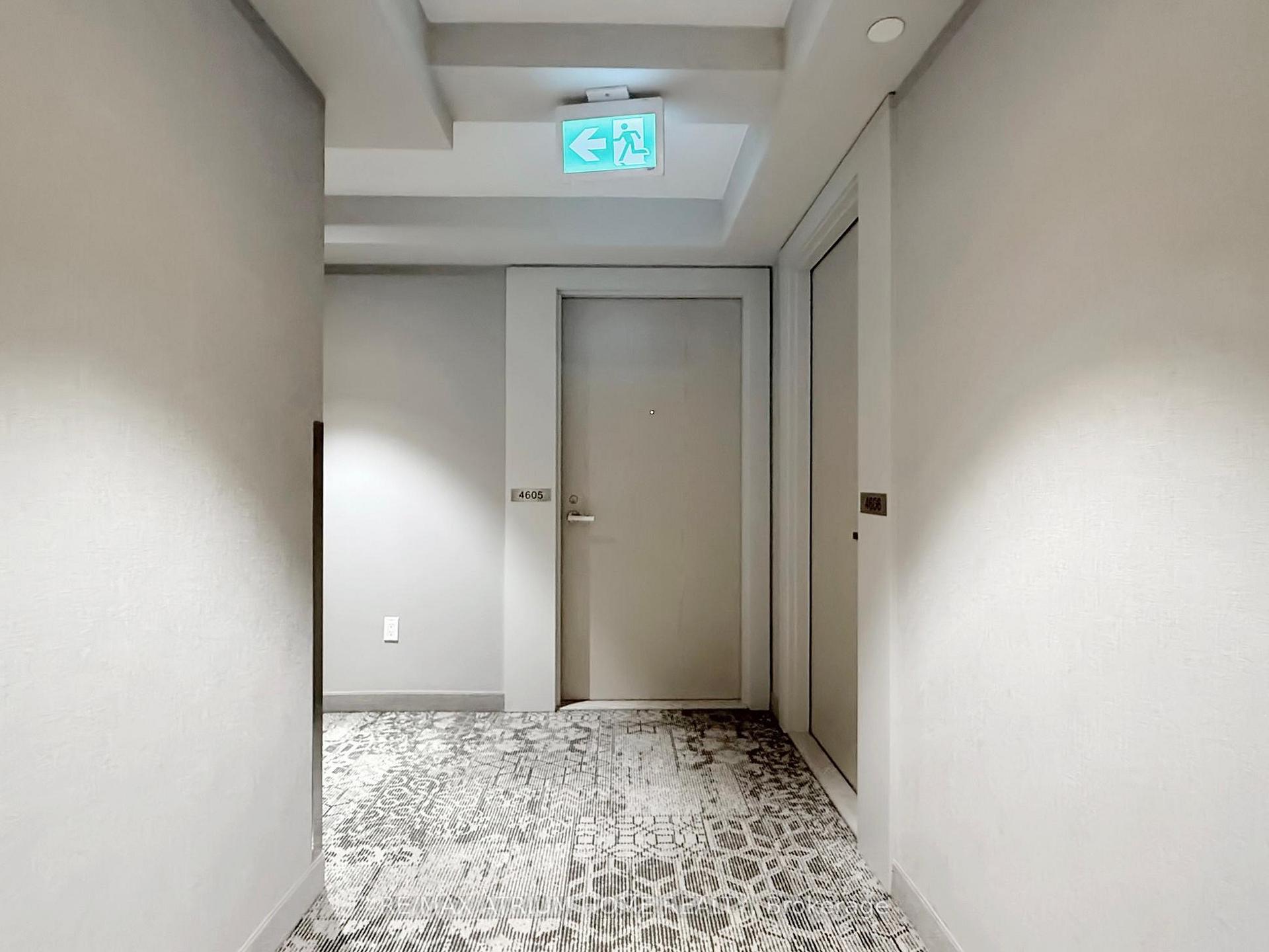 2 Bedrooms Condo at 55 Cooper, Toronto For sale