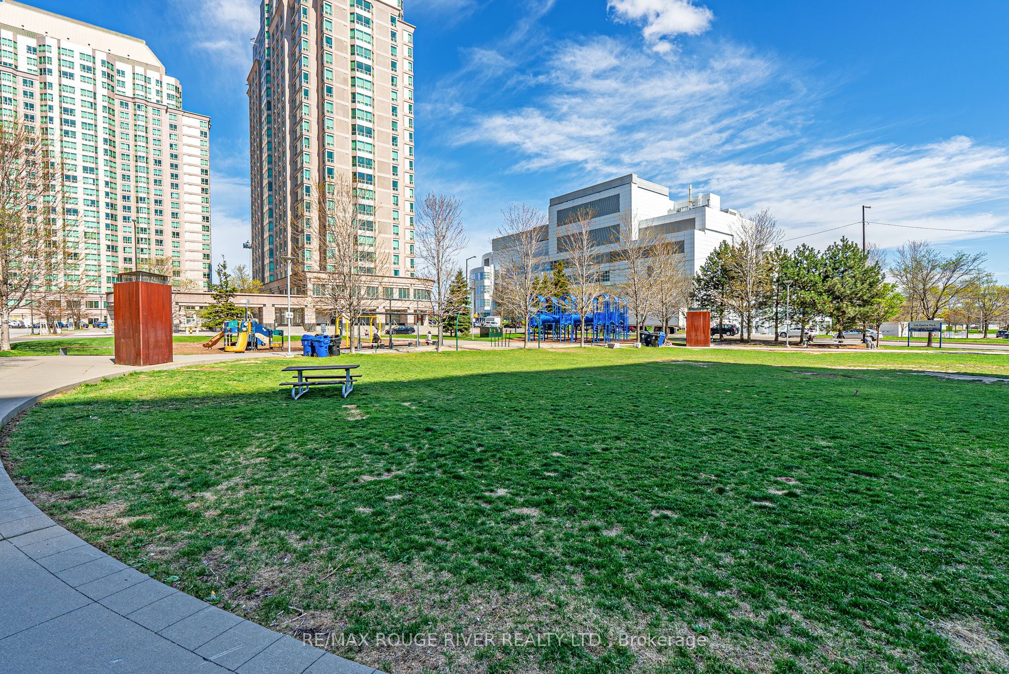 36 Lee Centre Drive, #2610