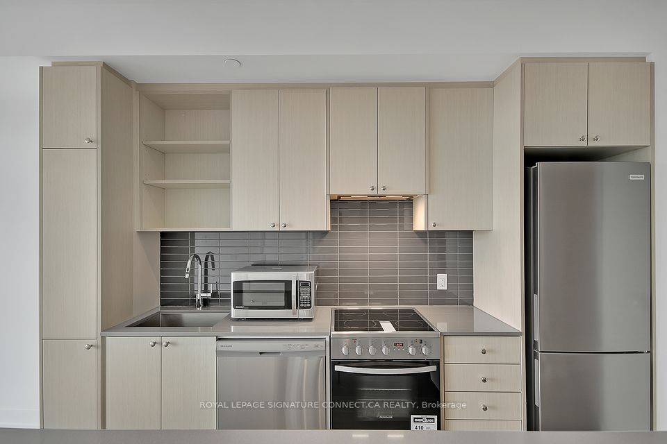 #602 - 50 George Butchart Drive, Toronto, ON M3K 0C9