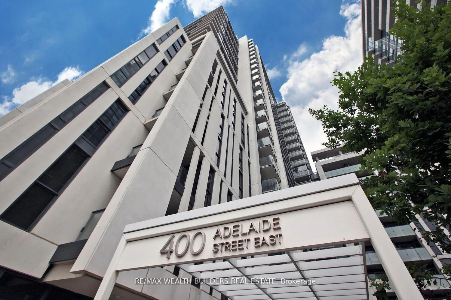 2 Bedrooms Condo at 400 Adelaide, Toronto For sale