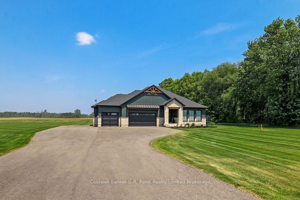 2521 Highway # 3 Highway, Norfolk, ON N3Y 4J9