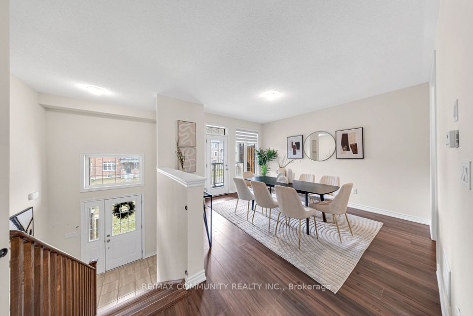 2205 Grainger Loop