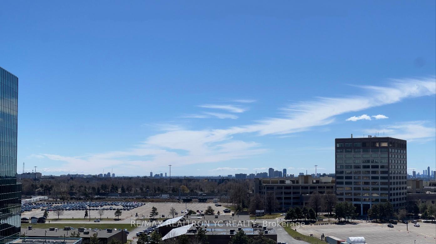 2 Bedrooms Condo at 55 Ann O’reilly,  Toronto For sale