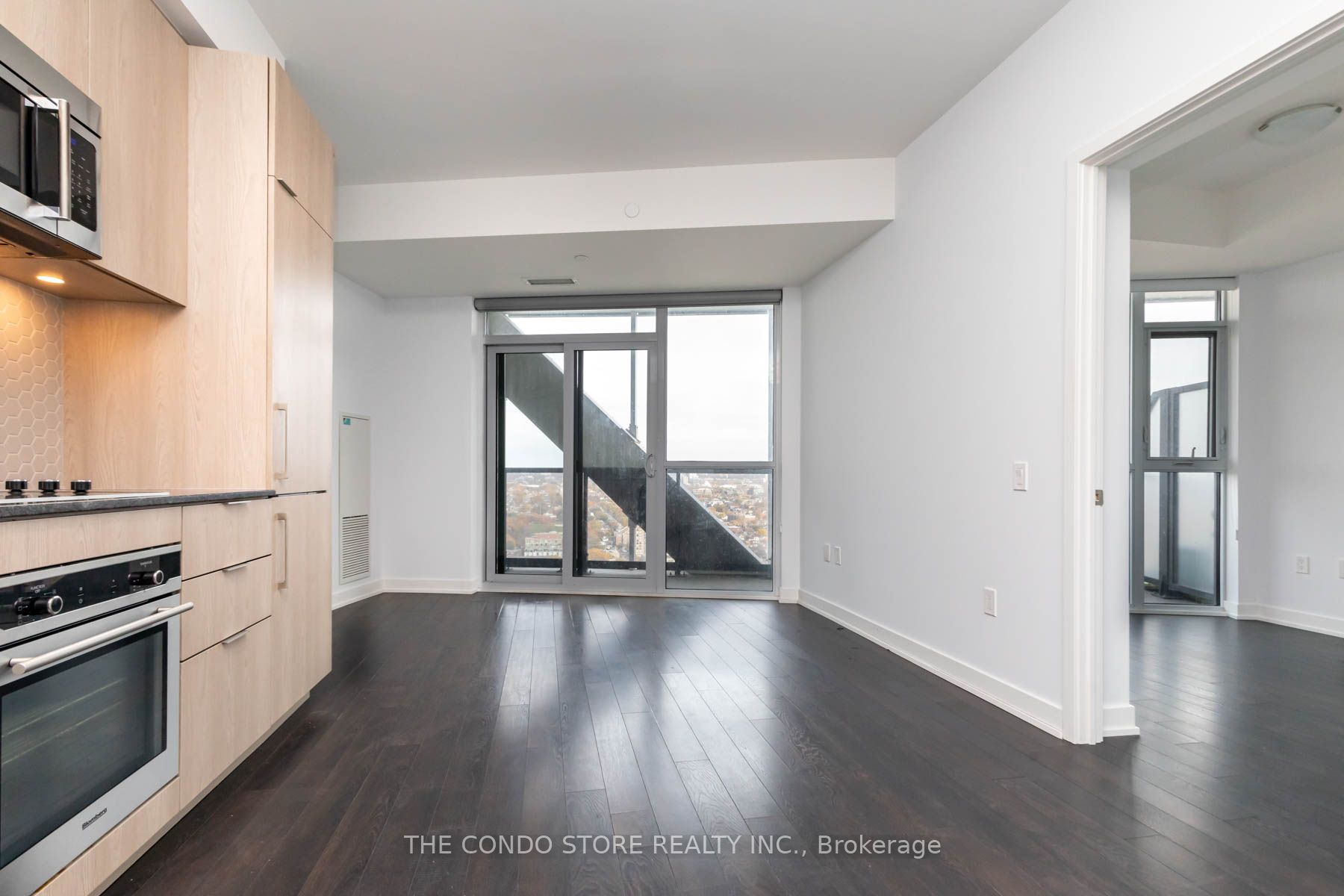 50 Ordnance Street, #2507