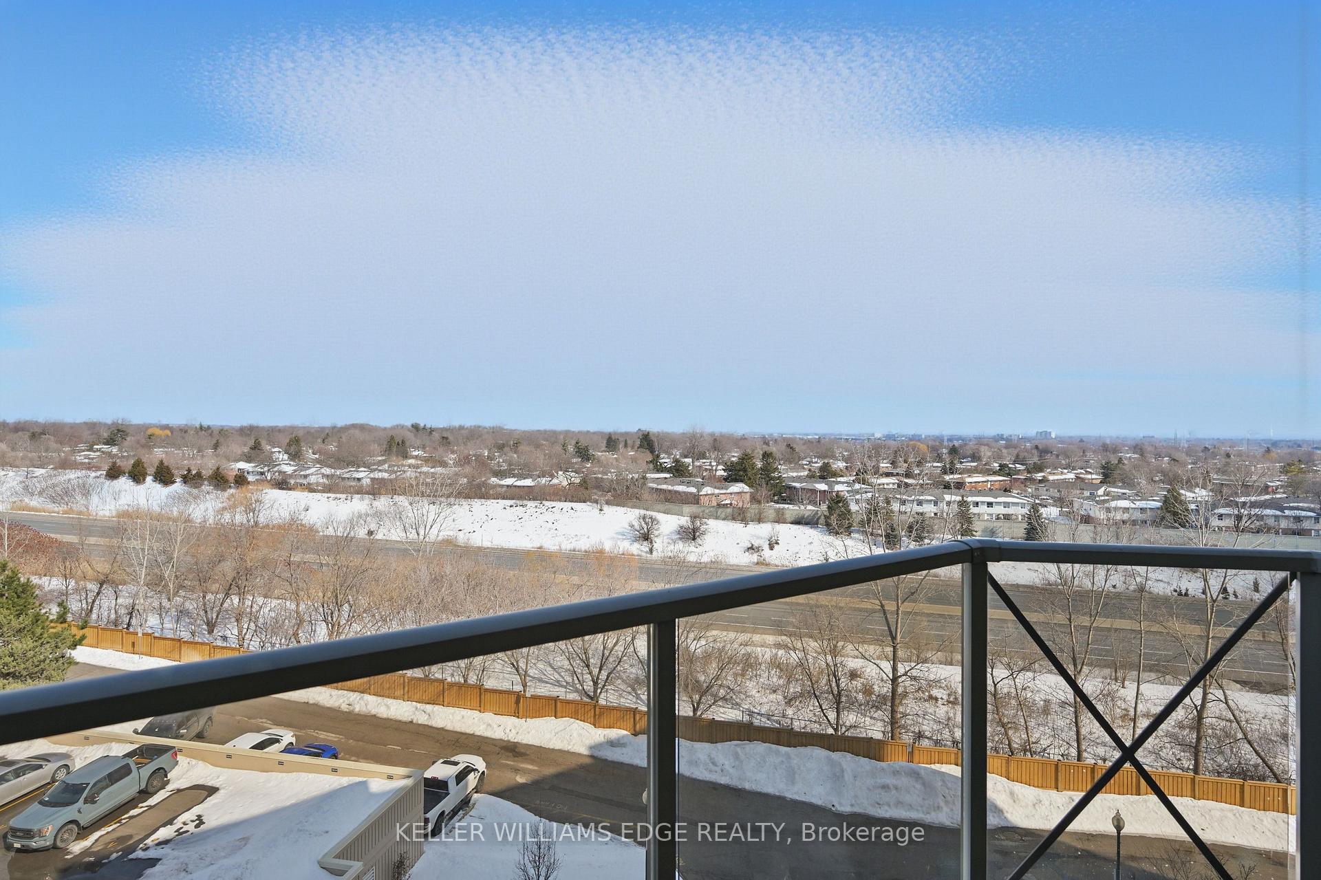 2 Bedrooms Condo at 2085 Amherst Heights,  Burlington For sale