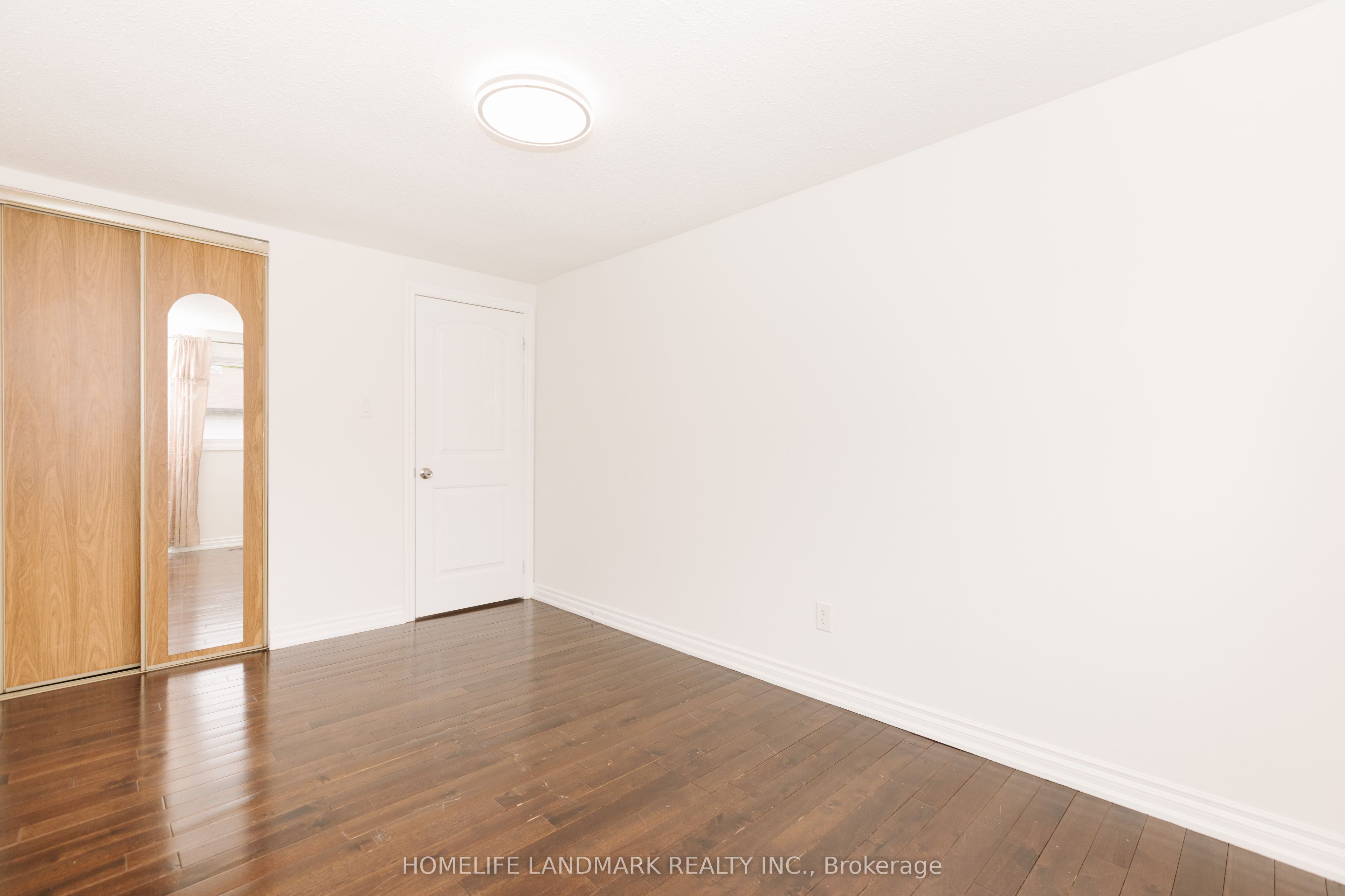 82 Dafoe Crescent