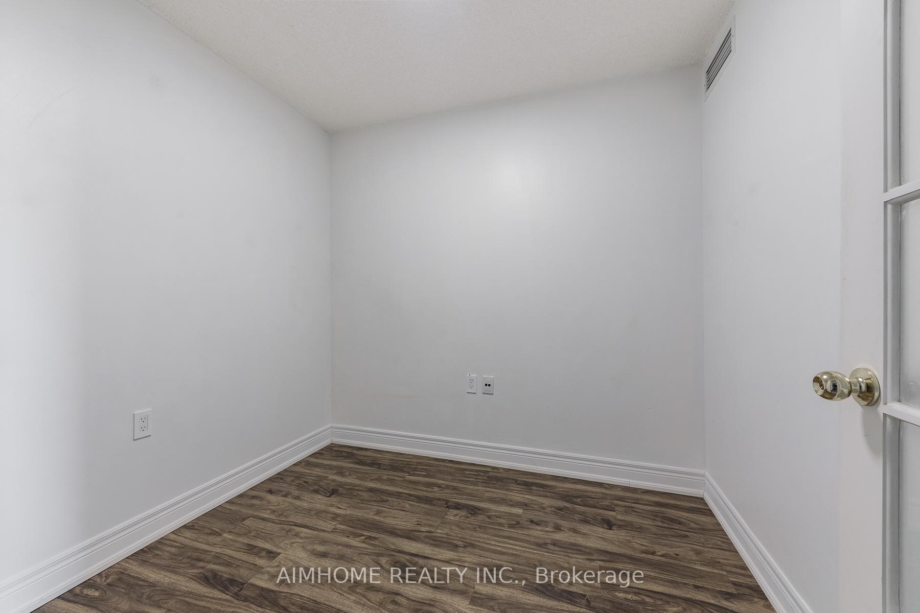 2 Bedrooms Condo at 20 Olive, Toronto For sale