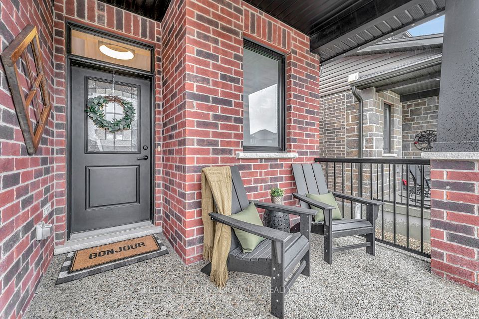 27 Queensgate Crescent, Woolwich, ON N0B 1M0