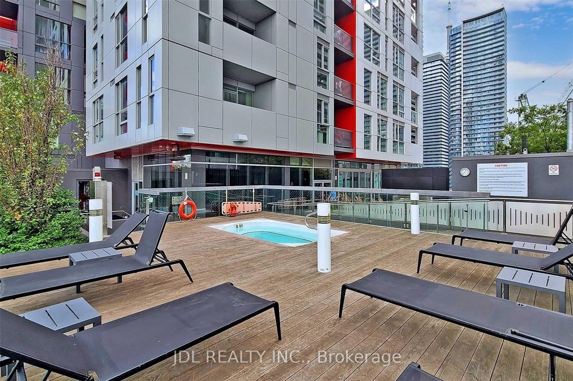 2 Bedrooms Condo at 318 Richmond, Toronto For sale