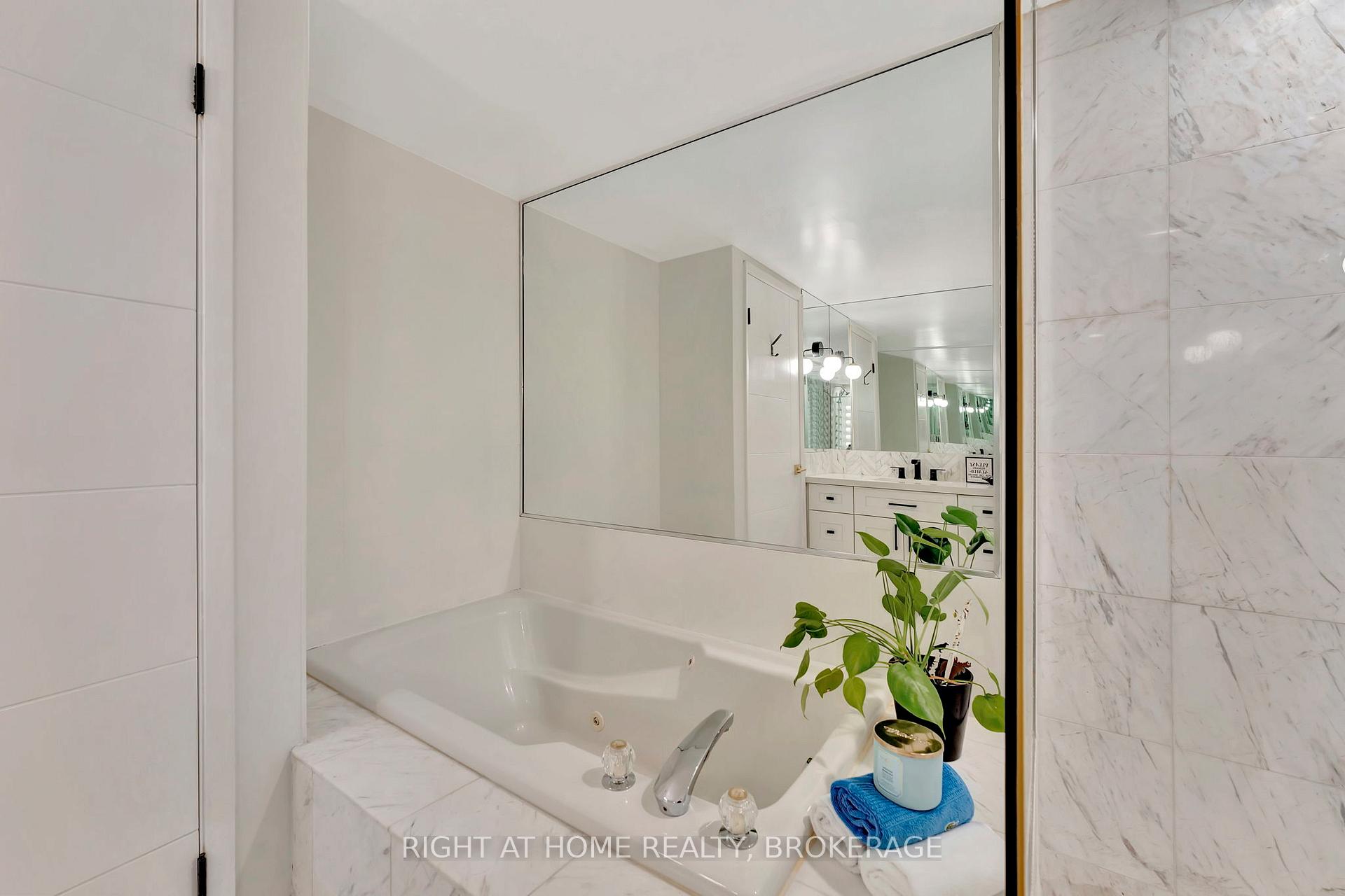 1 Bedroom Condo at 2190 Lakeshore, Burlington For sale