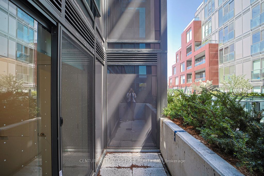28 Eastern Avenue, #242