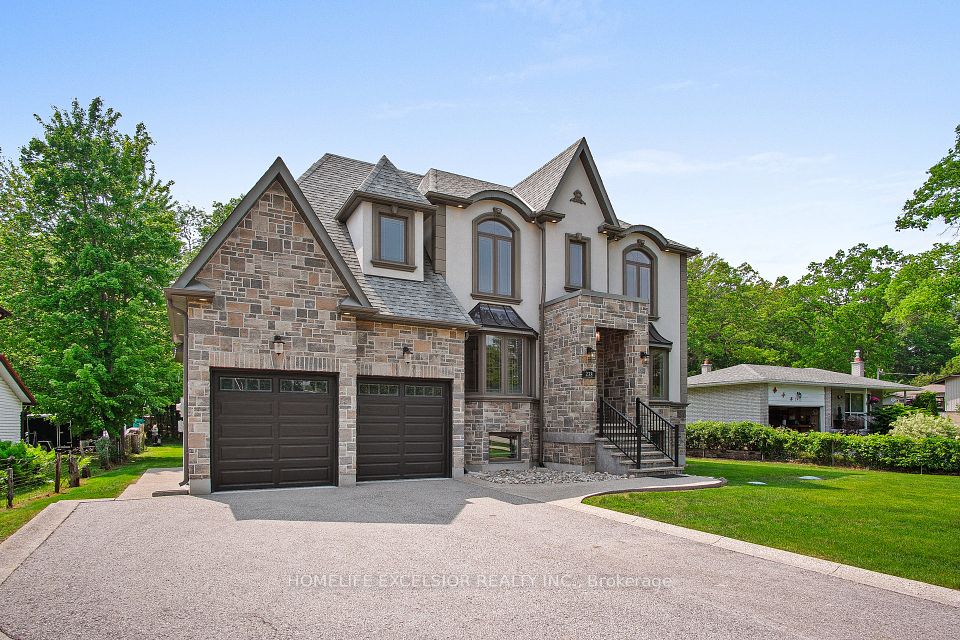 238 Sand Road, East Gwillimbury, ON L9N 1K1