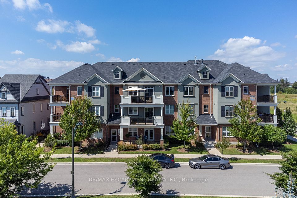 Property at #306 - 275 Roxton Road, Oakville, ON L6H 0K9