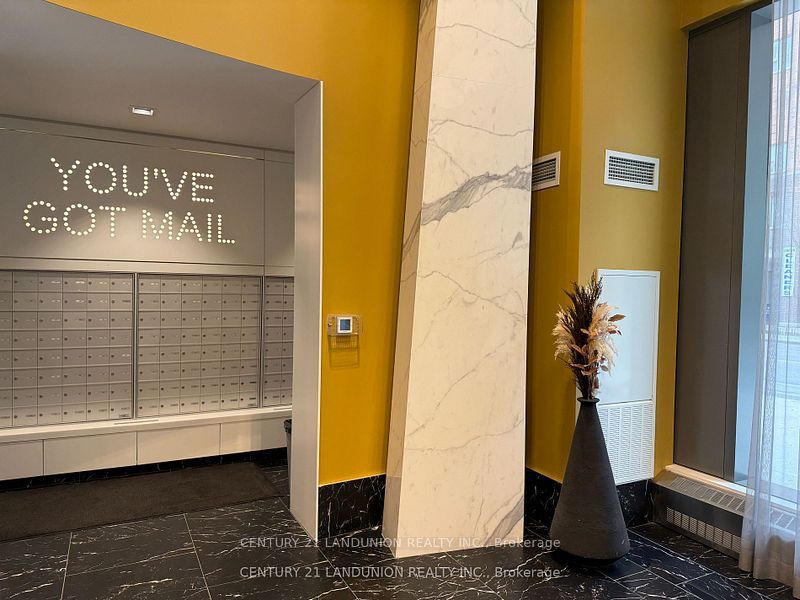 121 Lower Sherbourne Street, #644 SW