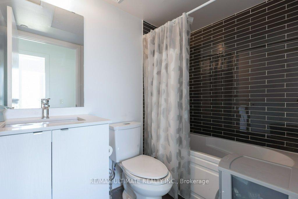 2 Bedrooms Condo at 1461 Lawrence, Toronto For sale