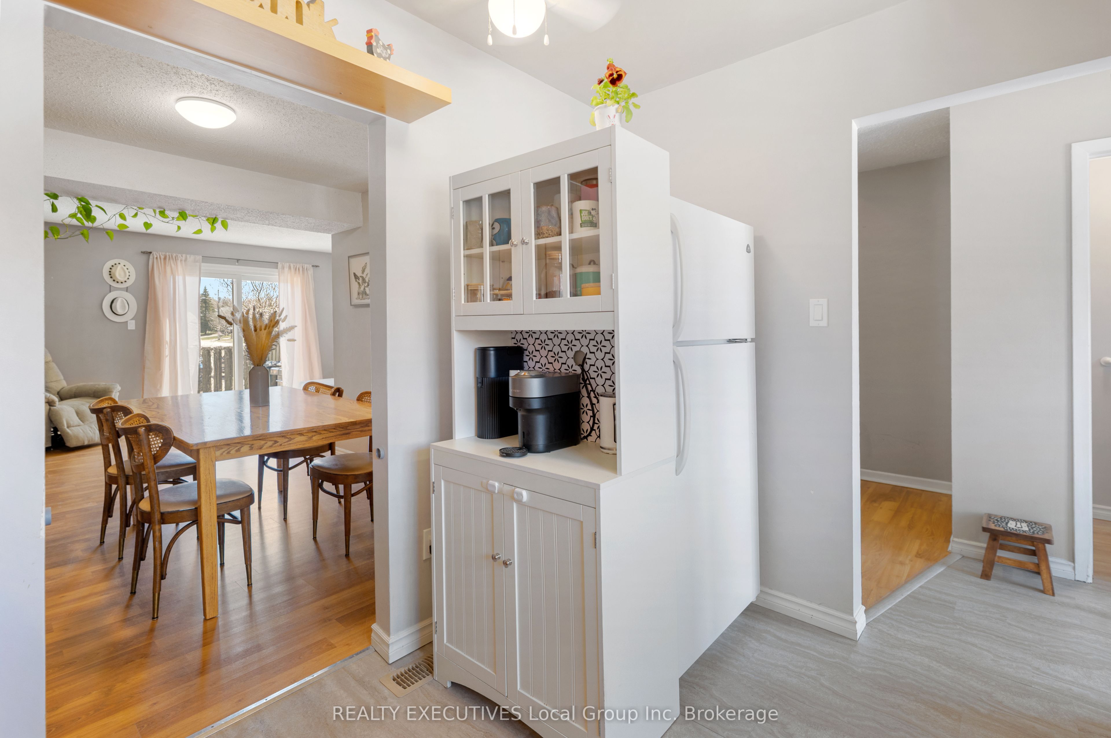 346 WICKSTEAD Avenue, #10