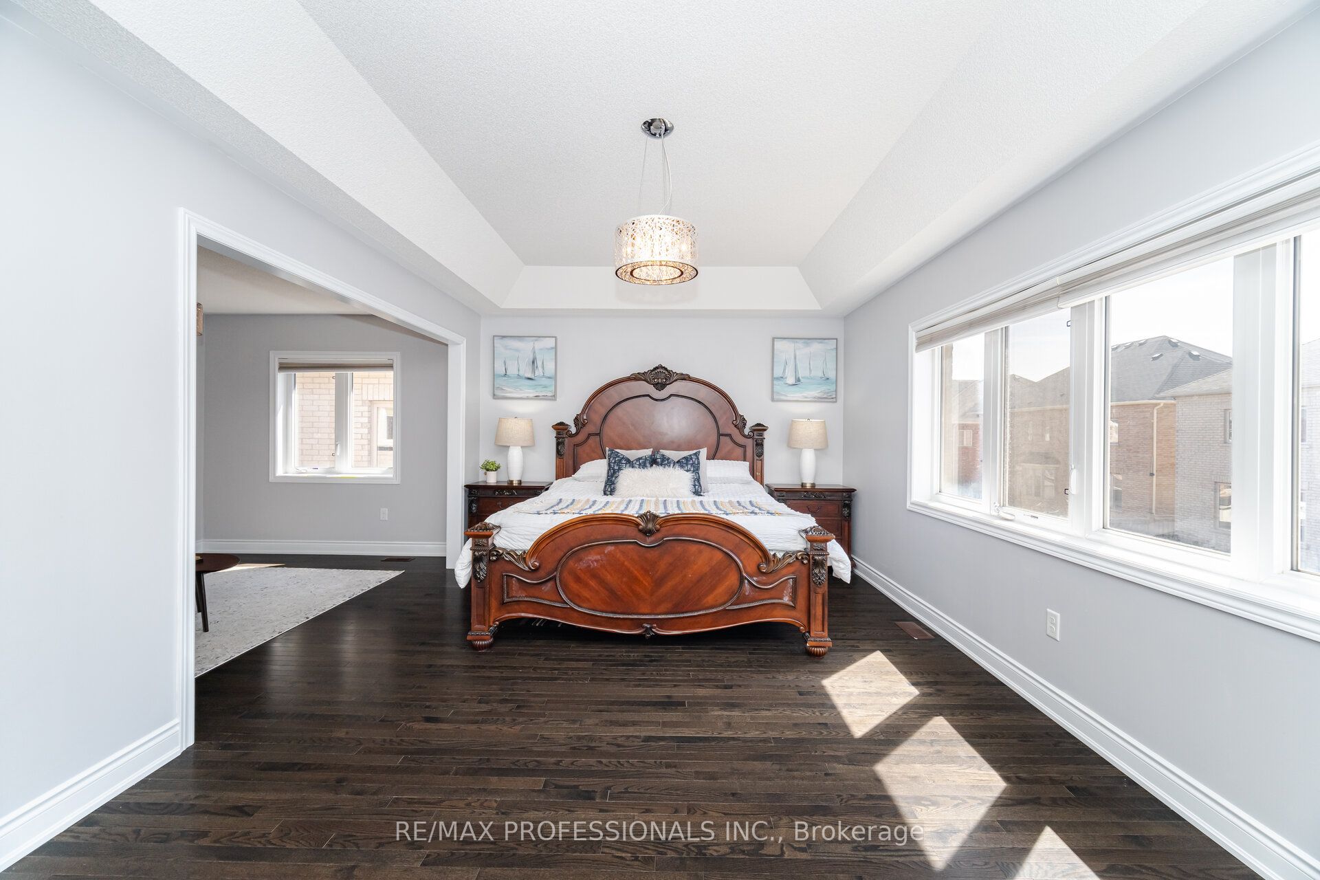 35 Lampman Crescent