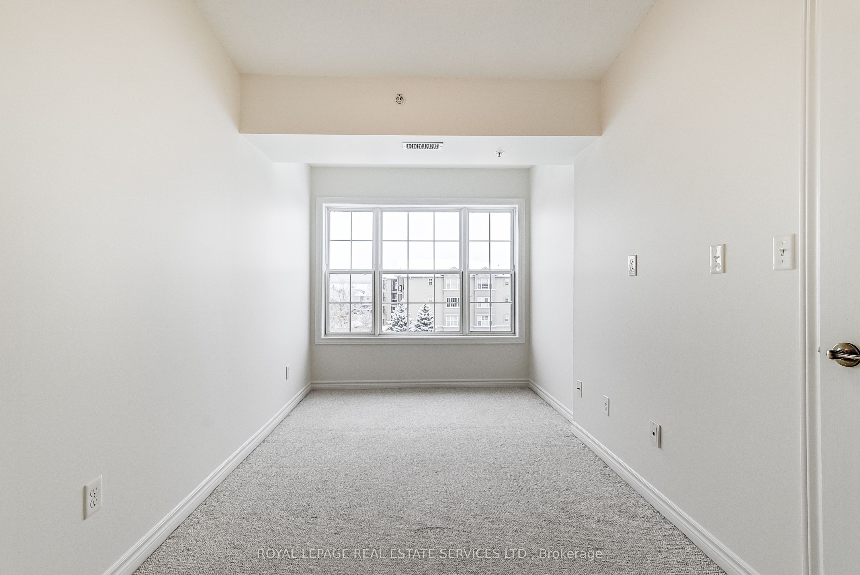 1483 Maple Avenue, #409