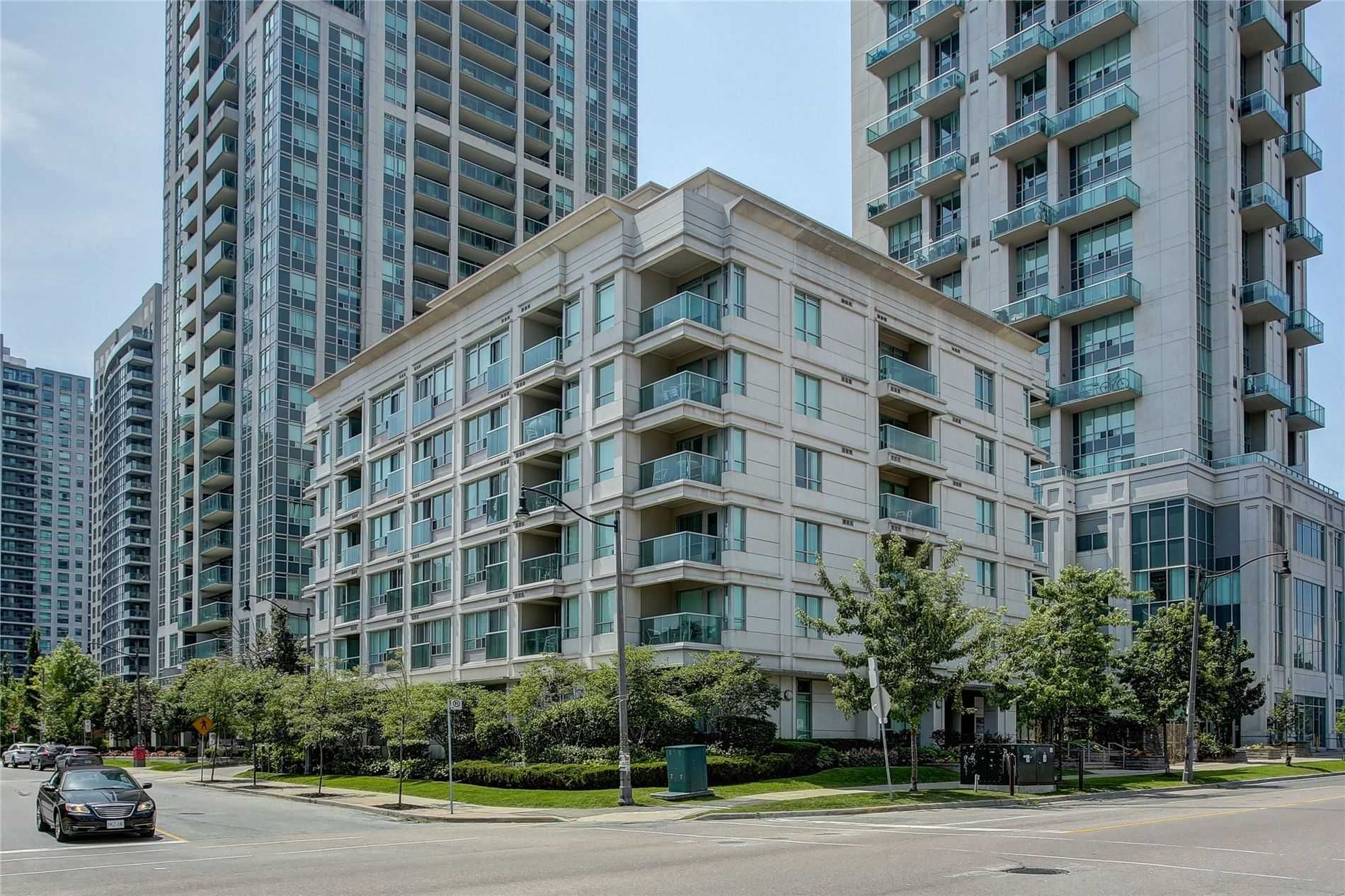 19 Avondale Avenue 409