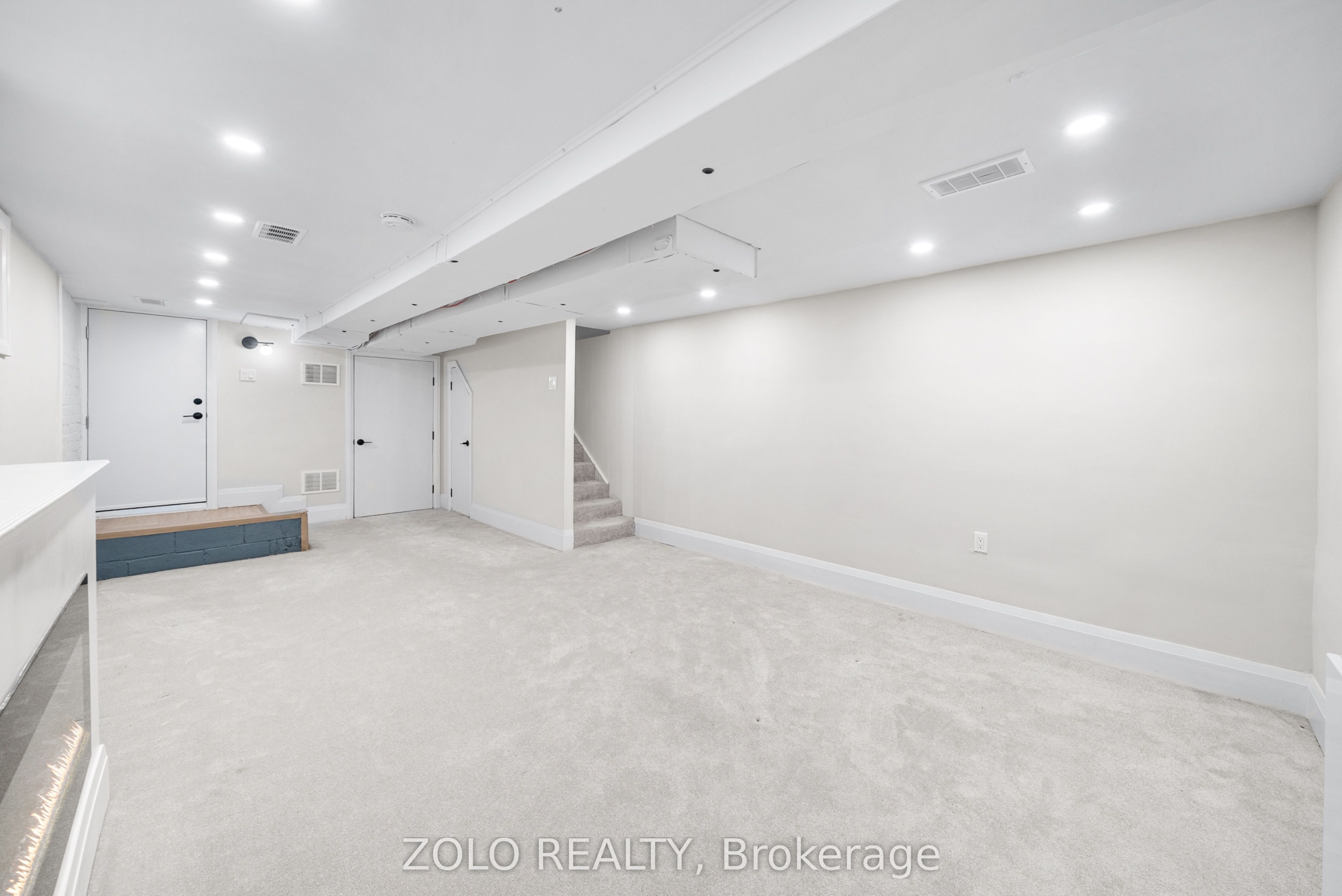 82 Bellwoods Avenue