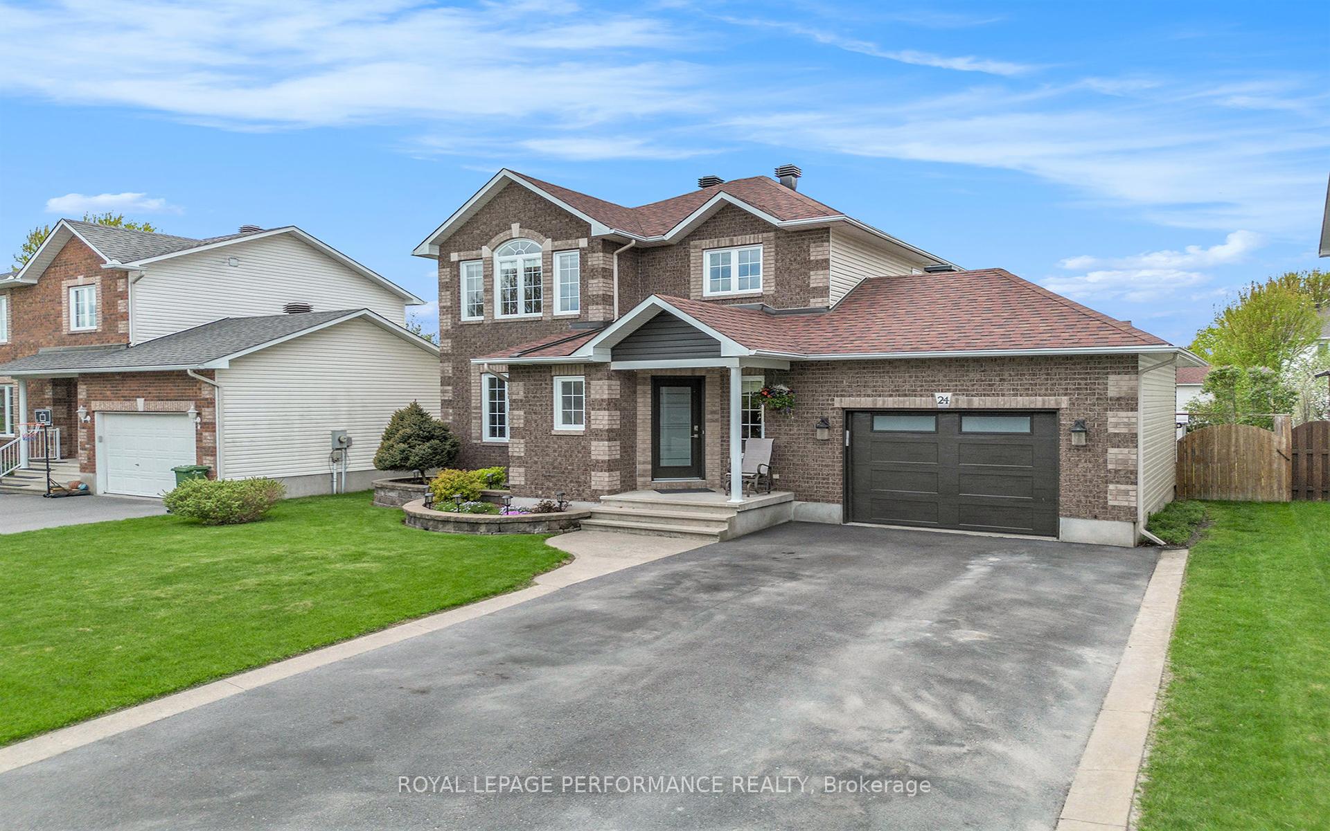 Photo of 24 La Citadelle Street, Russell, ON K0A 1W0