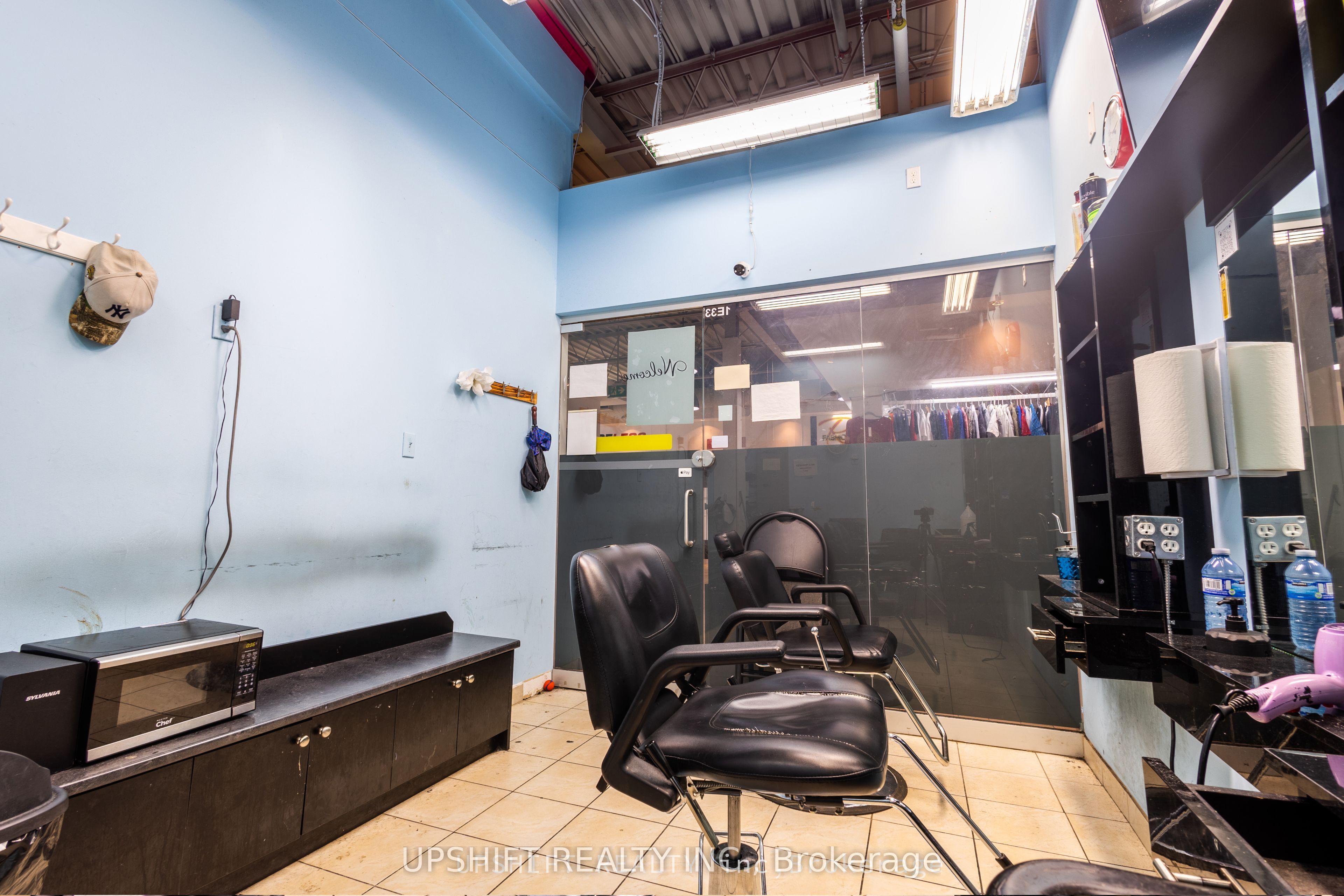 7215 Goreway Drive, #1E33