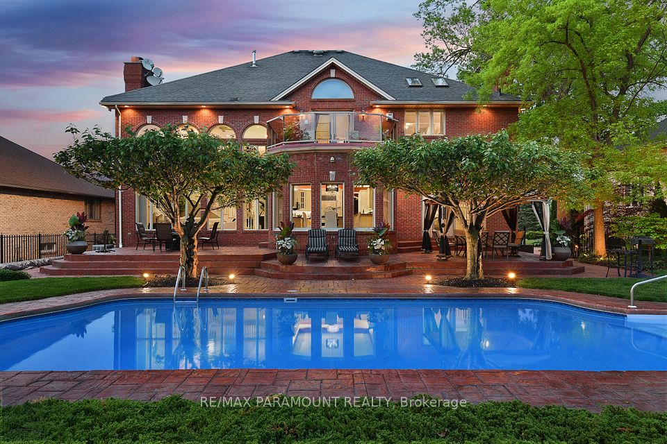 141 Clubview Drive
