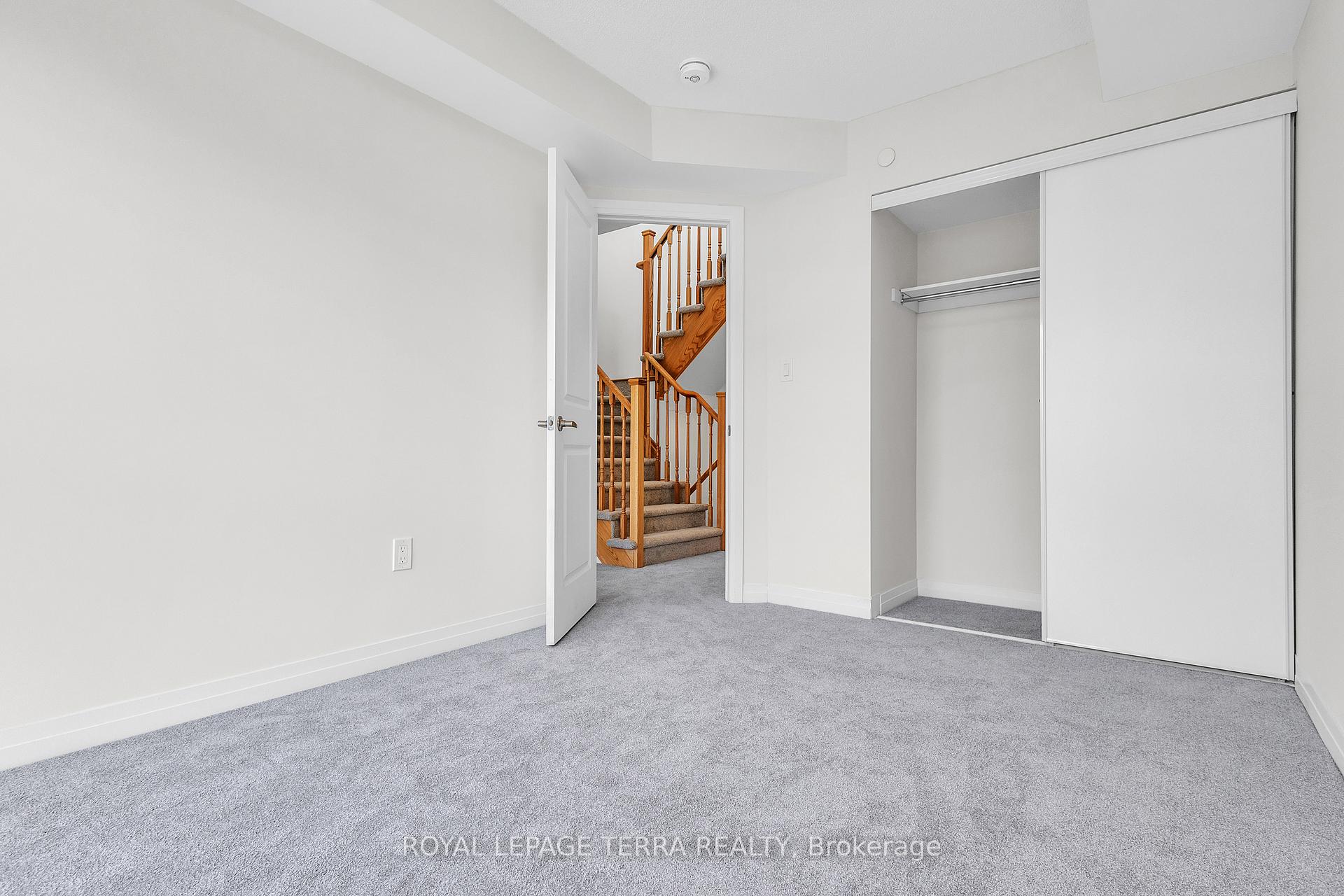 2 Bedrooms Condo at 25 Priya,  Toronto For sale