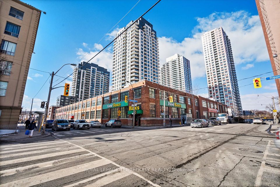 1410 Dupont