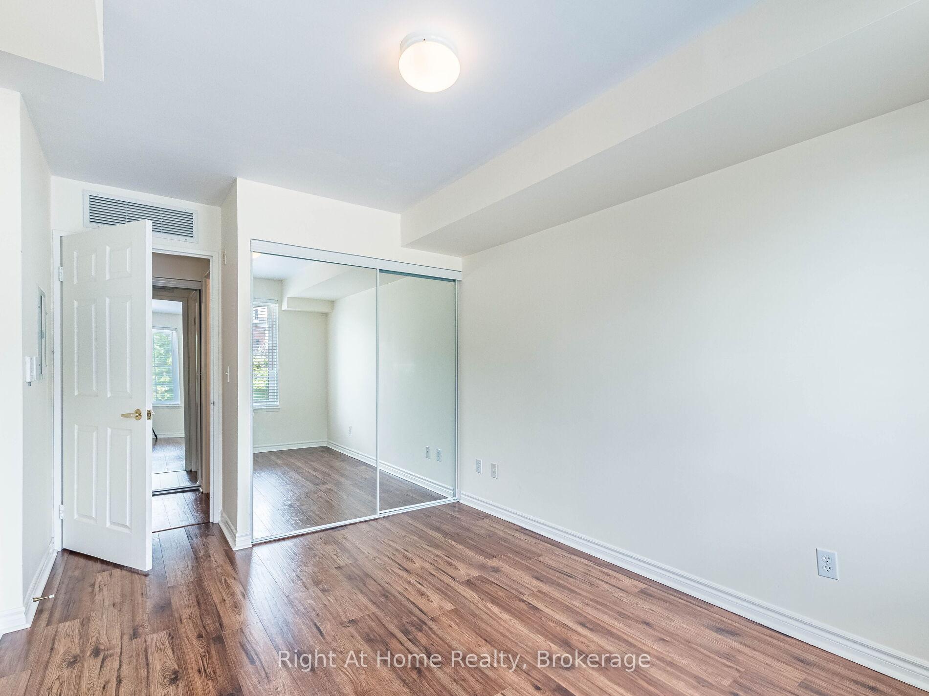 1 Bedroom Condo at 2300 Parkhaven, Oakville For sale