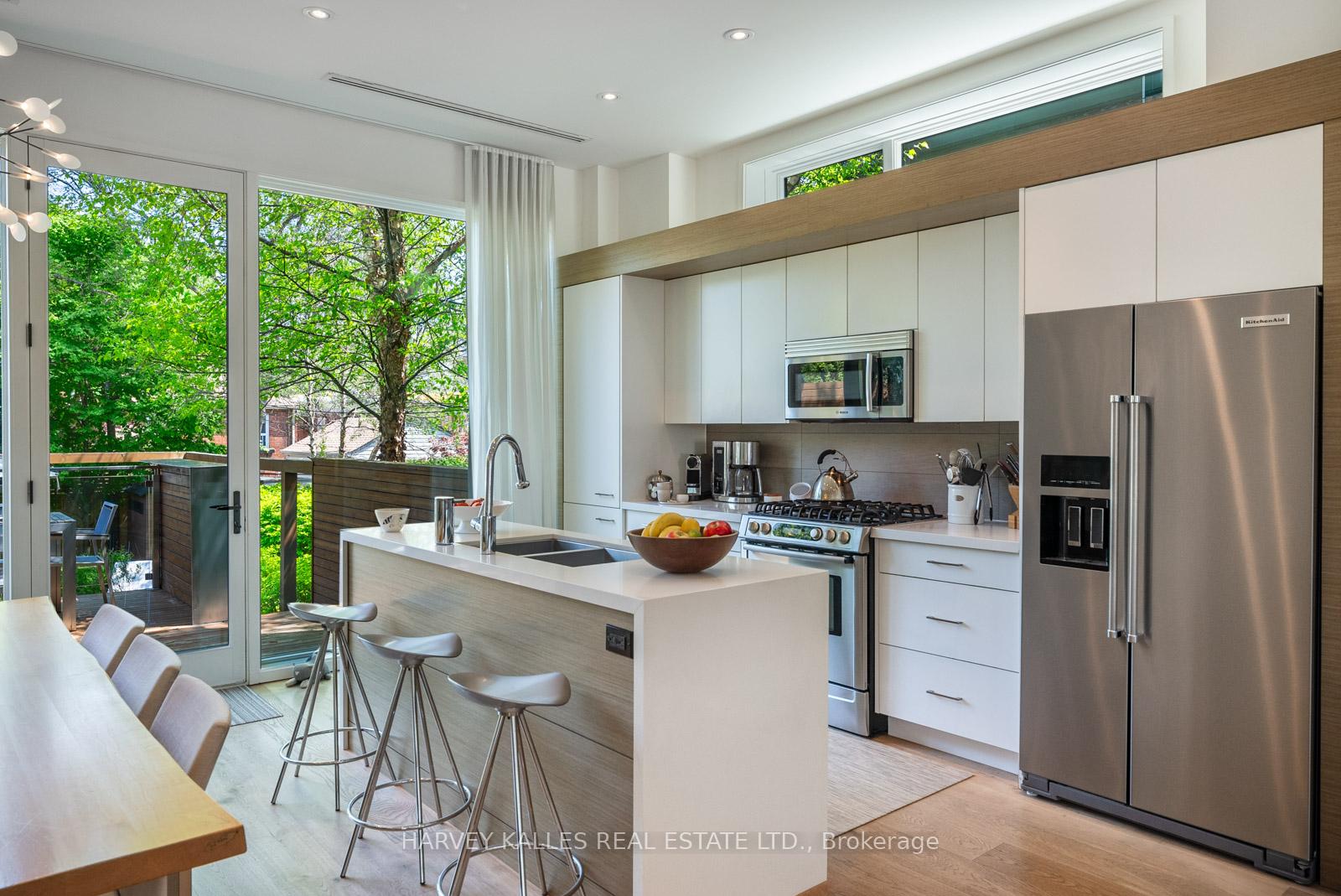 13 Barfield Avenue