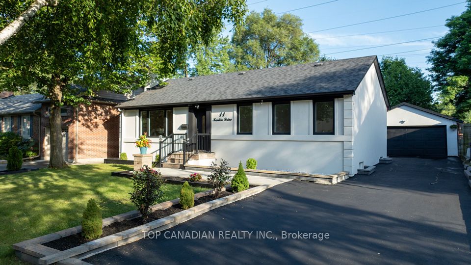 11 Kenton Drive