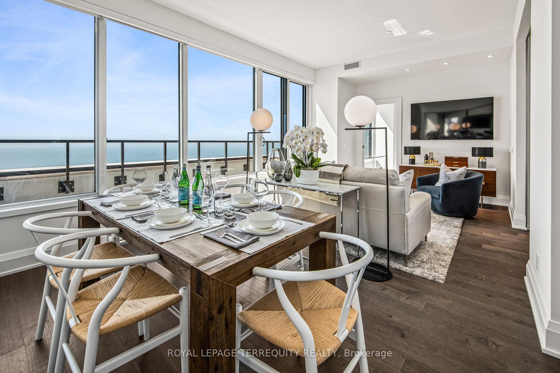 3 Bedrooms Condo at 1928 Lake Shore, Toronto For sale