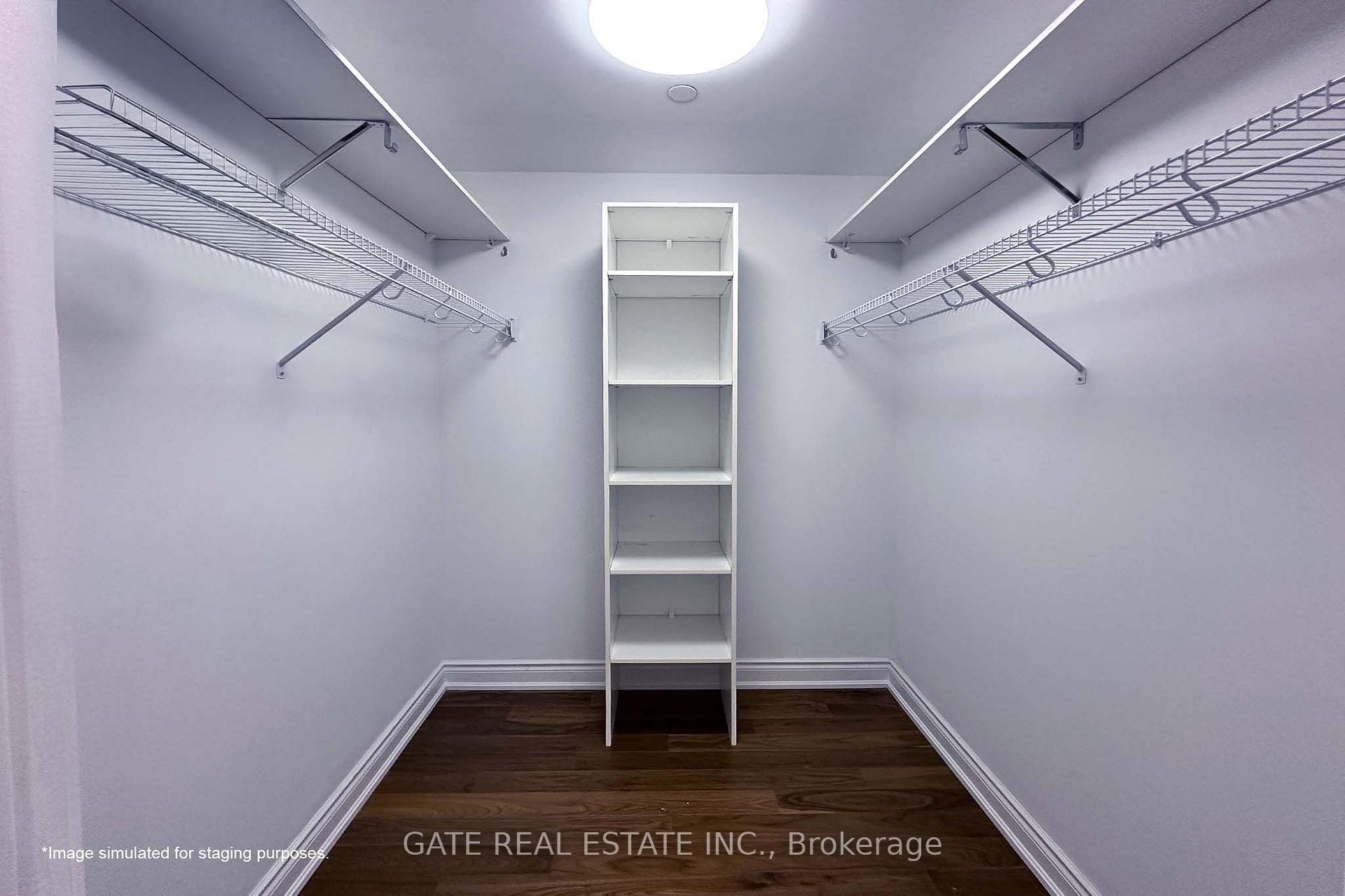3 Bedrooms Condo at 388 Yonge, Toronto For sale