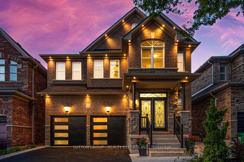 5 Freedom Oaks