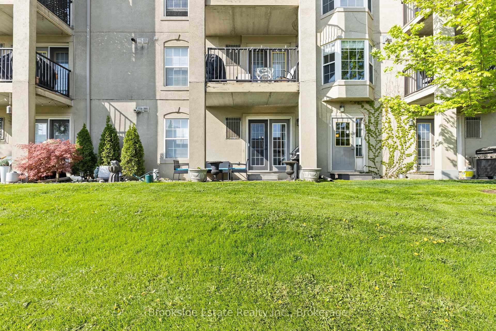 1 Bedroom Condo at 1431 Walkers, Burlington For sale