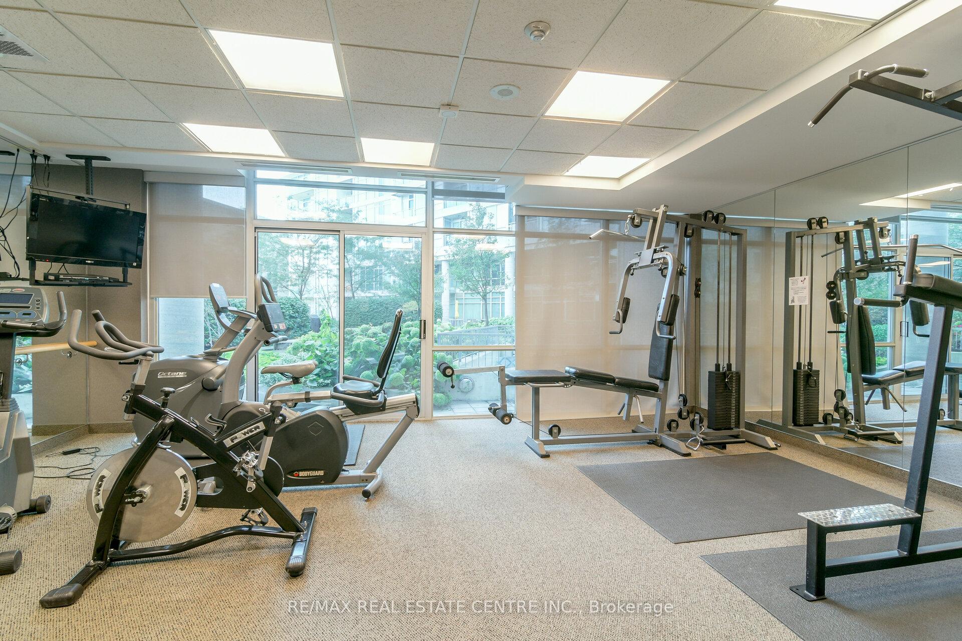2 Bedrooms Condo at 5 Marine Parade,  Toronto For sale